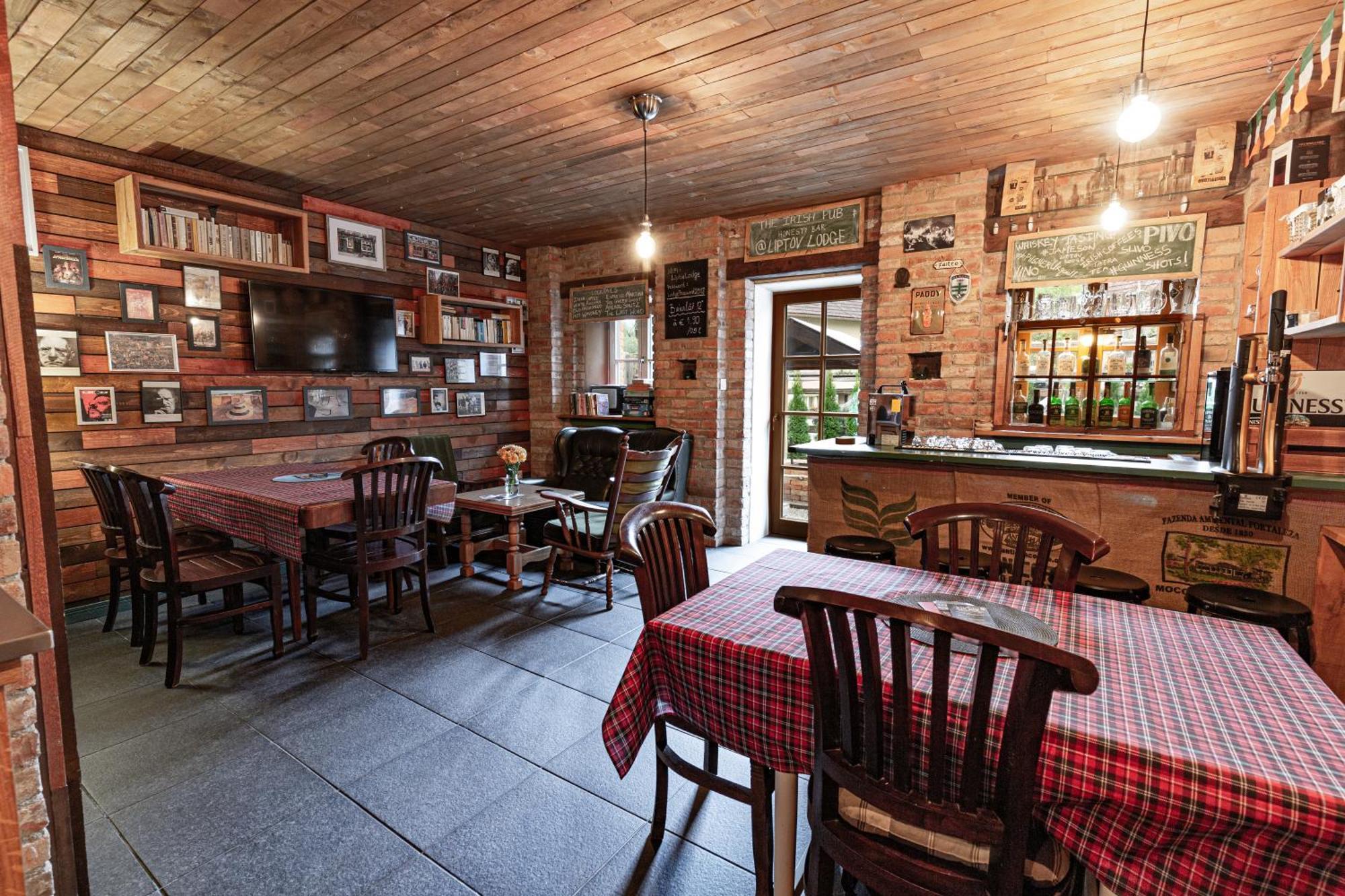 Liptov Lodge Liptovsky Mikulas Bagian luar foto